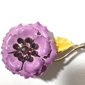 Vintage Lavender‎ Enamel 3D Floral Brooch Ruffled Purple Rhinestones Gold Tone